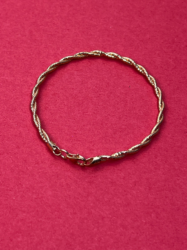 Classic Twisted Gold-Tone loose kada