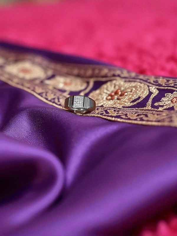 Regal Bold Silver Ring