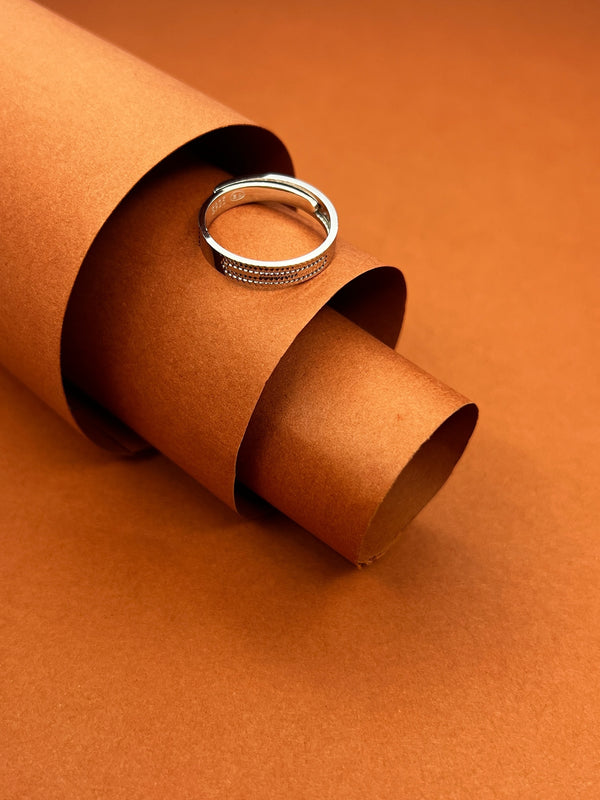 Refined Gleam Silver Band