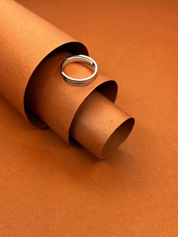 Refined Gleam Silver Band