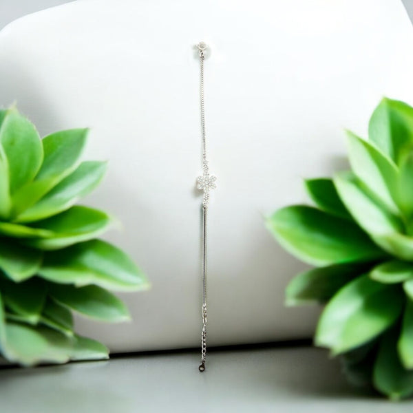 Daisy Bloom Silver Bracelet with Zircon Petals