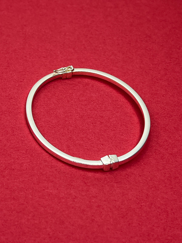 Sleek Silver Minimalist kada