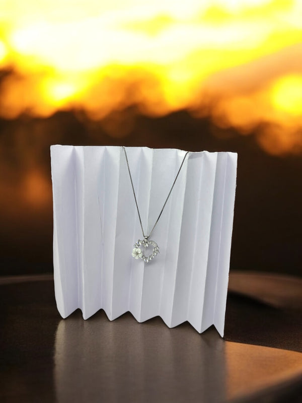 Sparkling Heart Bloom Pendant