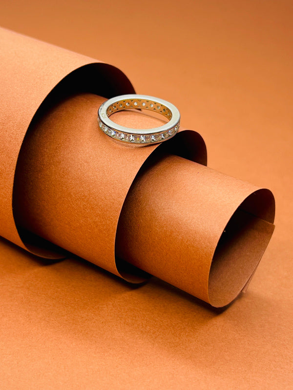 "Celeste Luxe: Diamond-Cut Eternity Band"